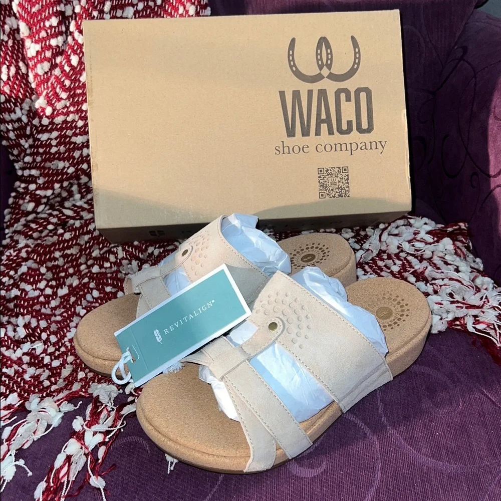 NIB REVITALIGN Women's Andover Wedge Sandal by Waco Shoe Co. W 7.5 - Picture 5 of 10